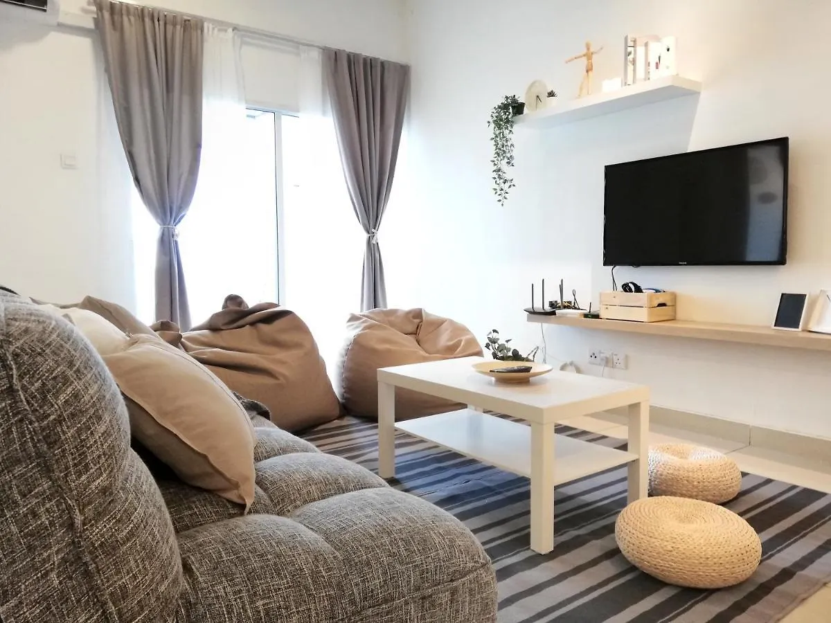 Subang City Residence, Spacious Home With Balcony, Walking Distance To Summit, 5Min To Sunway Subang Jaya
