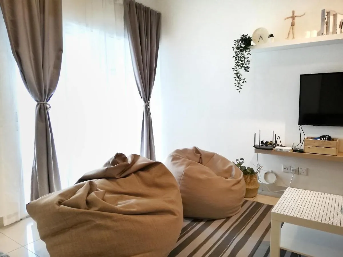 Subang City Residence, Spacious Home With Balcony, Walking Distance To Summit, 5Min To Sunway Subang Jaya 0*,  Malaysia