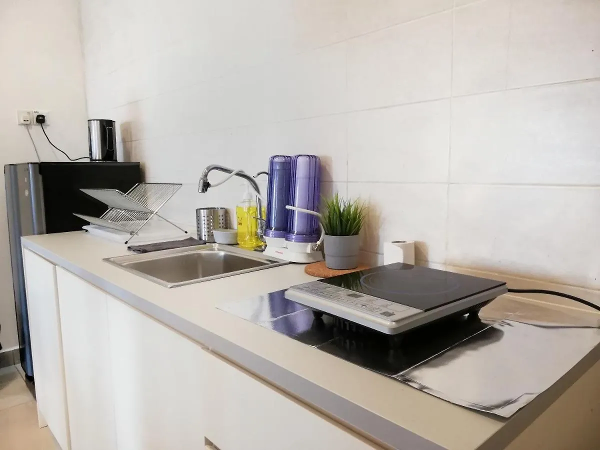Subang City Residence, Spacious Home With Balcony, Walking Distance To Summit, 5Min To Sunway Subang Jaya